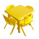 Mesa cuadrada amarilla